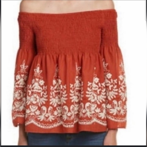 Flying Tomato Tops - Flying Tomato blouse women off shoulder in size L